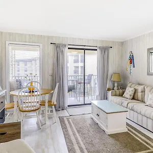 https://hh-beach-tennis-258b.top-hotels-in-savannah.com