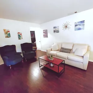 https://downtown-cal-expo-airport-house-3-bd-1-ba.bestsacramentohotels.com