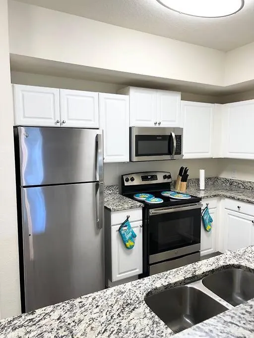 Modern Apt In The Heart Of City Tampa