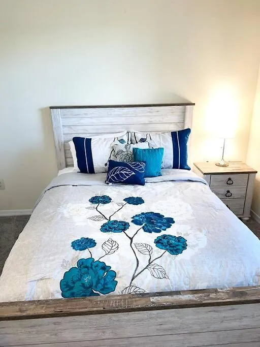 Modern Apt In The Heart Of City Tampa
